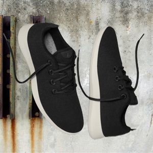 ALLBIRDS Men’s True Black (Cream Sole) Wool Runners